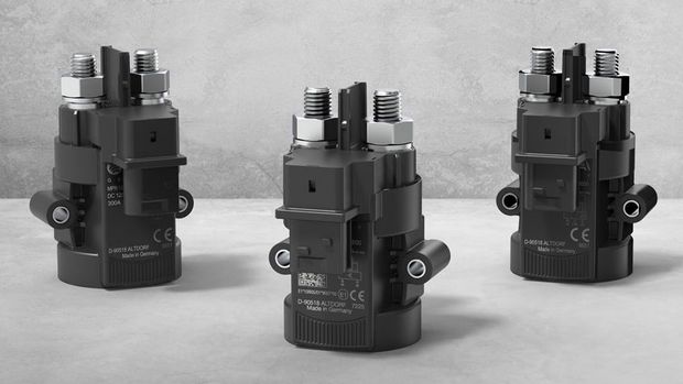 Image for page 'Power relay with plug-in connector (HDSCS)'